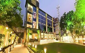The Palm Spring A Boutique Hotel Naraina New Delhi